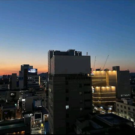 Feel At Home 동성로스타 비앤비 แทกู ภายนอก รูปภาพ